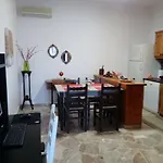House 度假居 *